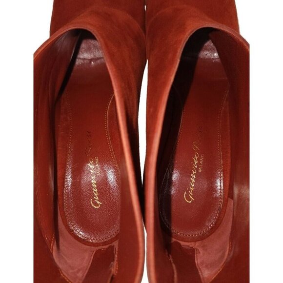 Gianvito Rossi Vamp Suede Ankle Boot Size 37.5 US 7.5 Burgundy Red Heels $895 - Picture 8 of 10